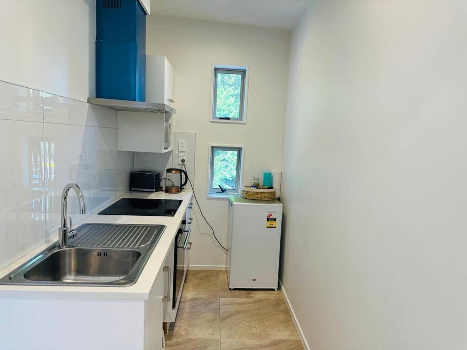 Otahuhu Town Centre Brand New Apartment 8B Auckland Eksteriør billede