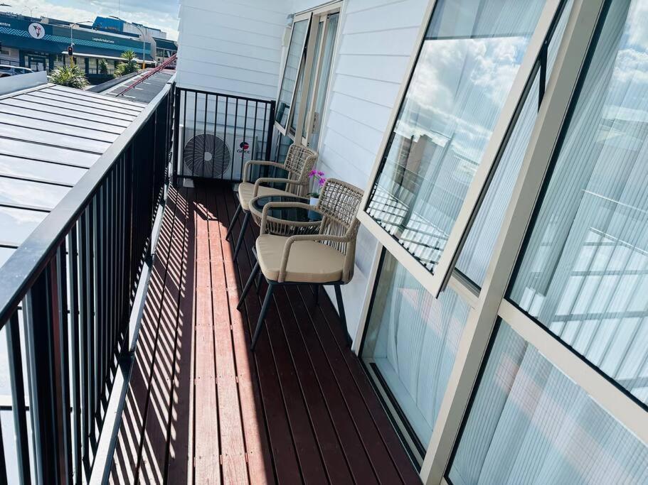 Otahuhu Town Centre Brand New Apartment 8B Auckland Eksteriør billede
