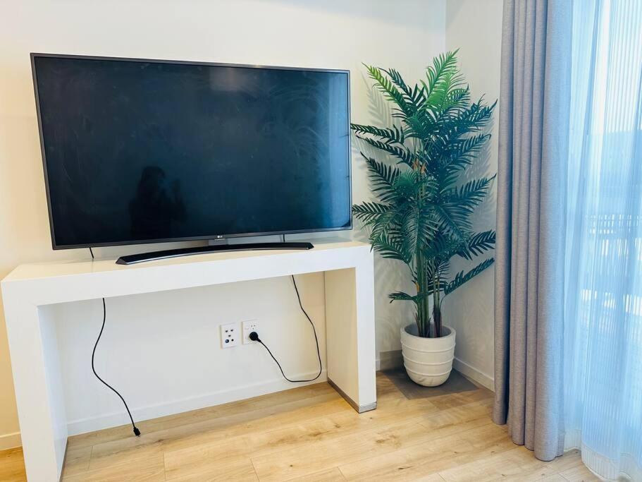 Otahuhu Town Centre Brand New Apartment 8B Auckland Eksteriør billede