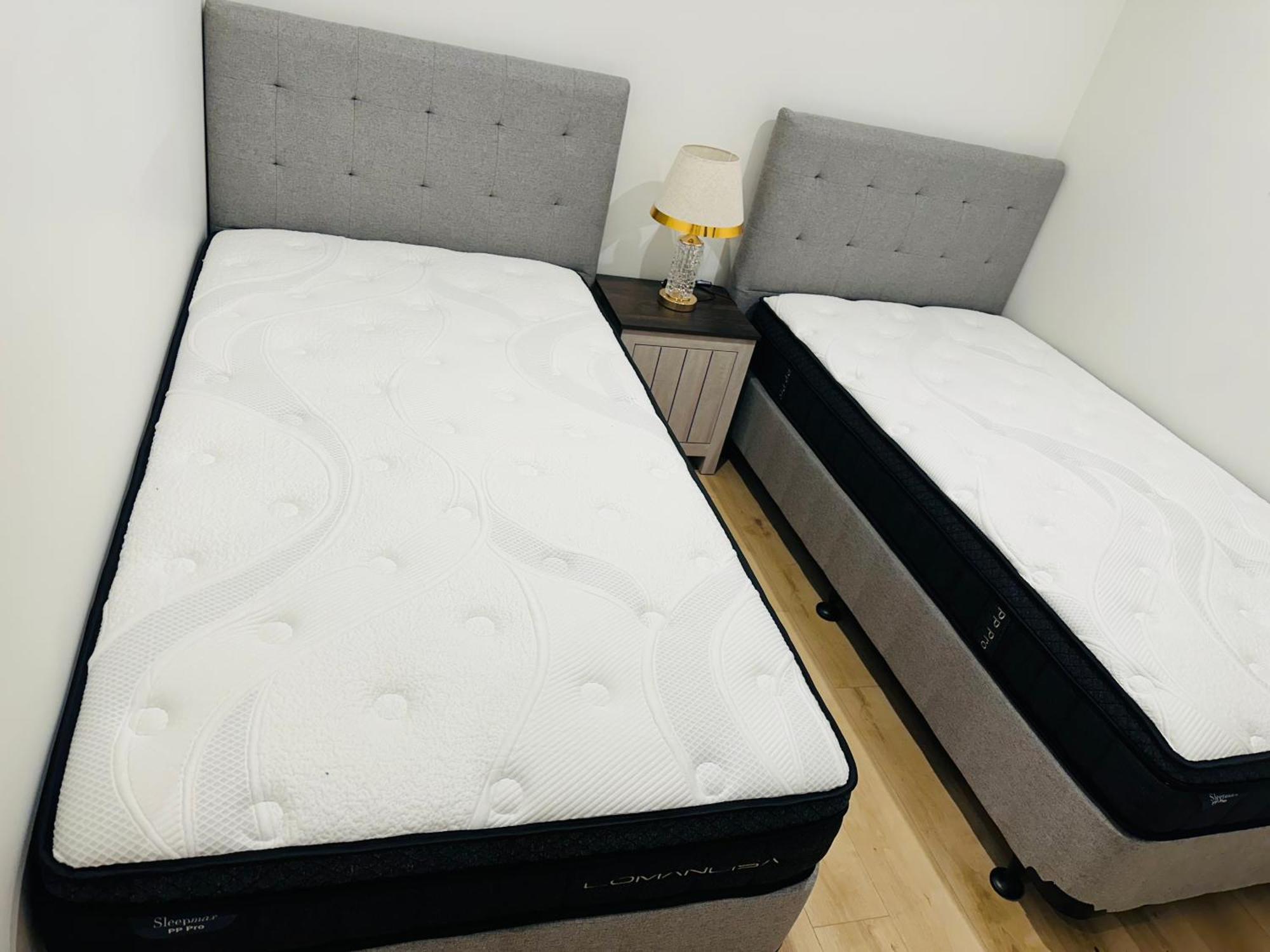 Otahuhu Town Centre Brand New Apartment 8B Auckland Eksteriør billede